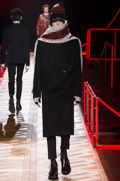 Look 6